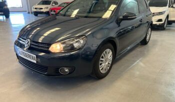 Volkswagen Golf Comfortline 2.0 81kW 5-Gang 2 Türen lleno