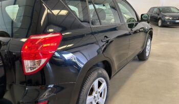 TOYOTA – RAV4 – 2.2 D-4D 136CV DPF Sol lleno