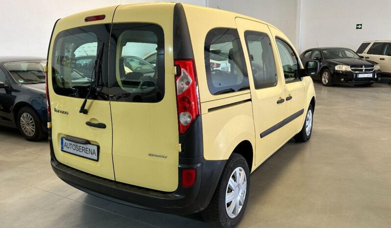 RENAULT – Kangoo Combi1.5 dCi Authentique lleno