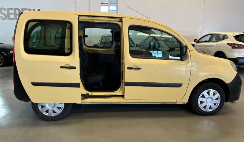 RENAULT – Kangoo Combi1.5 dCi Authentique lleno