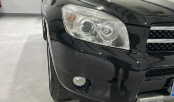 TOYOTA – RAV4 – 2.2 D-4D 136Cv turbodiesel limited edition lleno